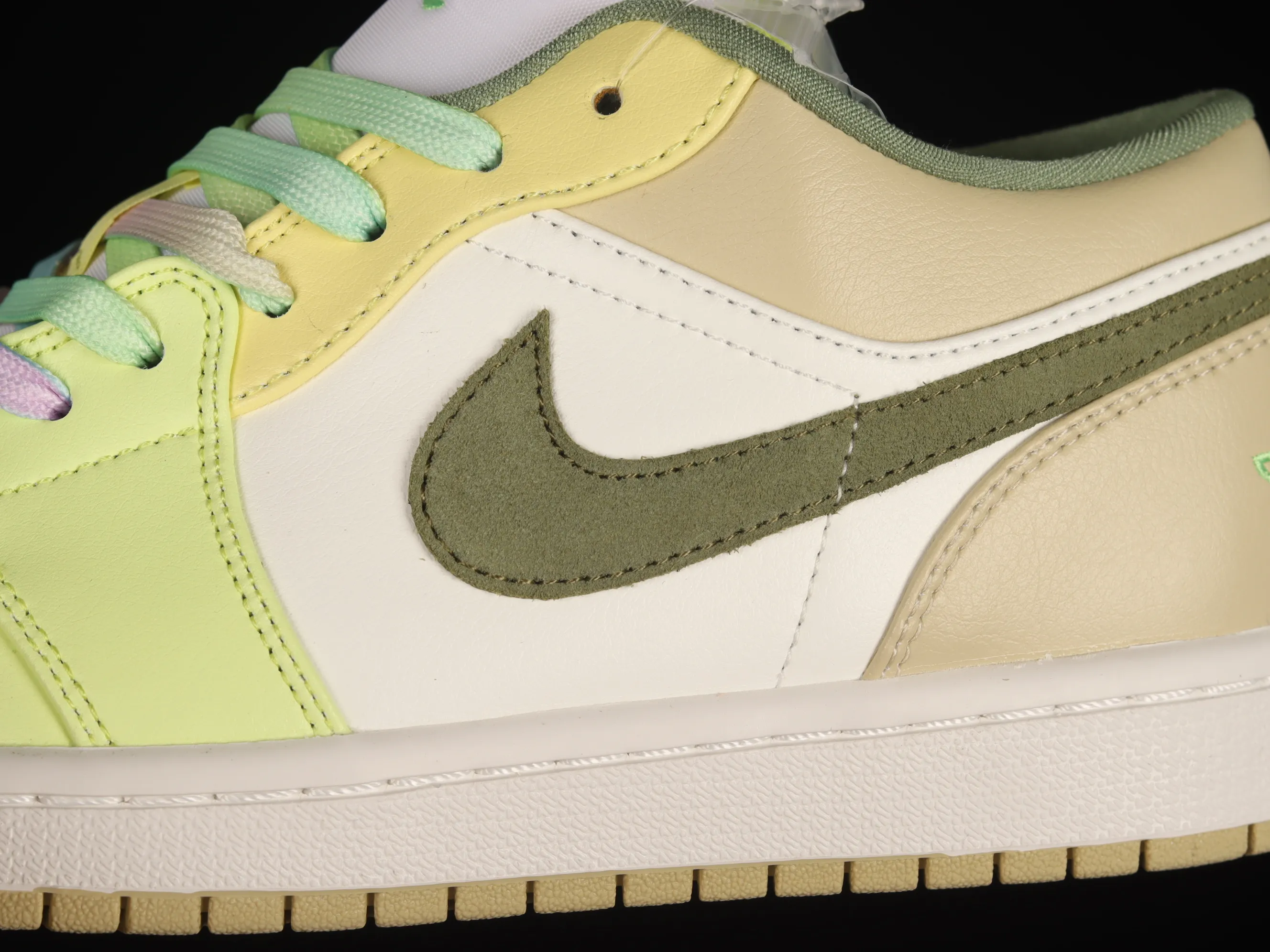 All categories Air Jordan Jordan series basketball shoes Air Jordan 1 Low Air Jordan 1 Low AJ1 Joe 1 fresh white and green cultural low-top basketball shoes FD9906-131